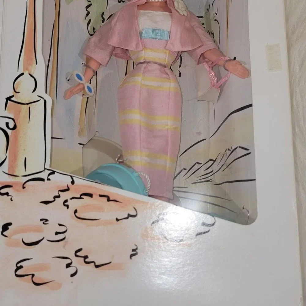 Spiegel Summer Sophisticate Barbie - Picture 2 of 10
